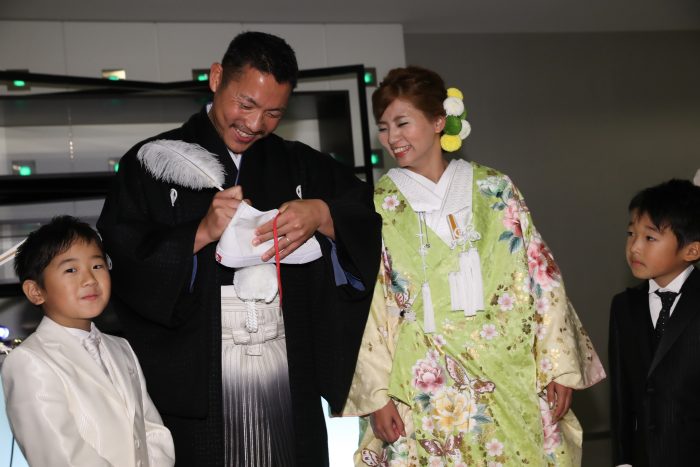 花嫁の声|ホテルオークラ|和装の二人